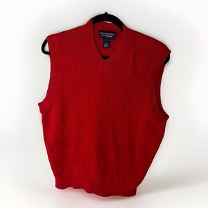 Roundtree and Yorke Sweater Mens Medium‎ Red Vest 100% Cotton Casual